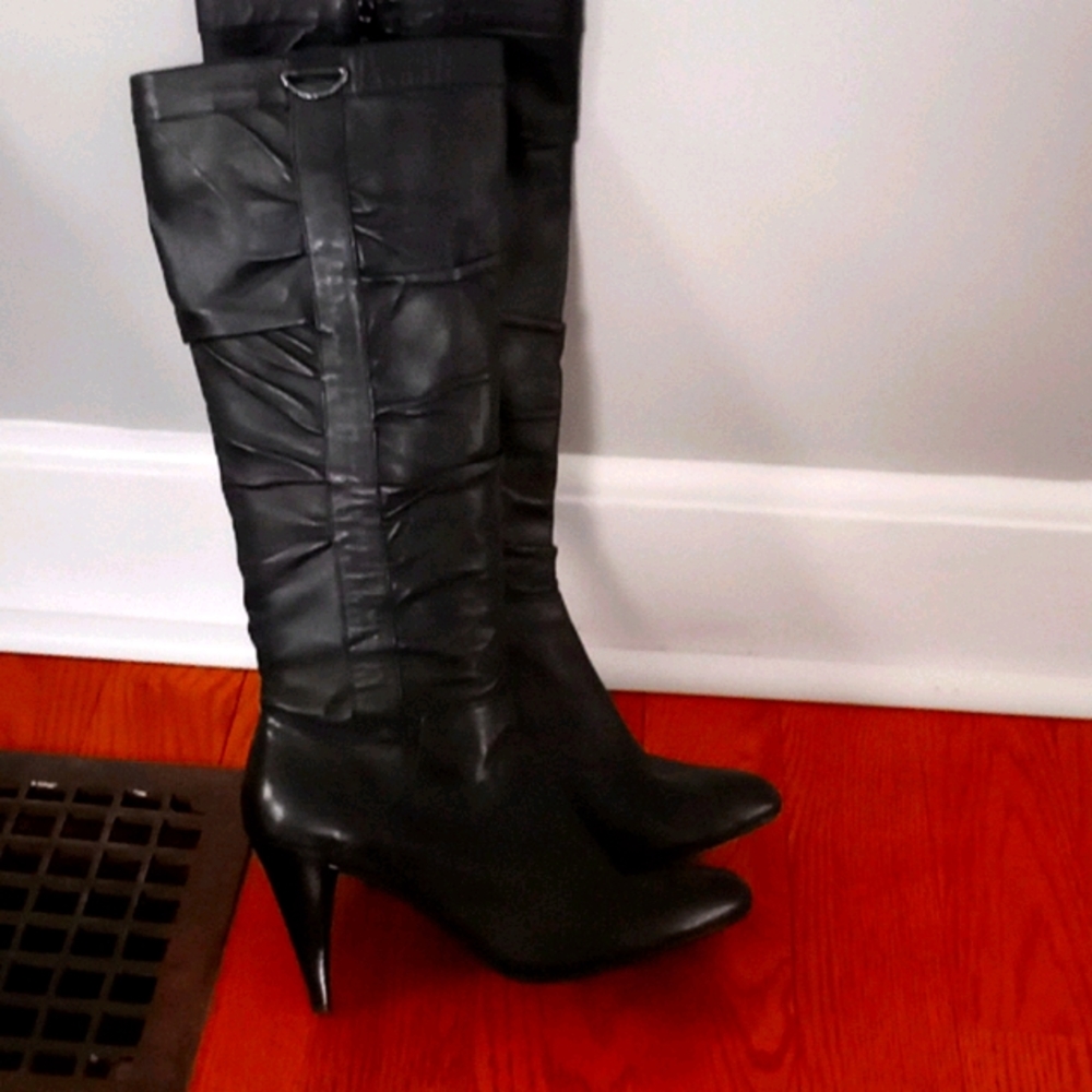 Adrienne vittadini boots size 10 M